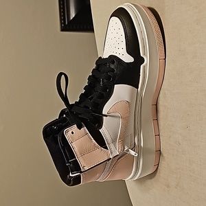 Size 8.5 nike jordan elevate pink black white